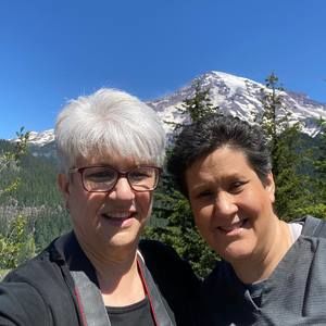 Meet your Posher, Cindy